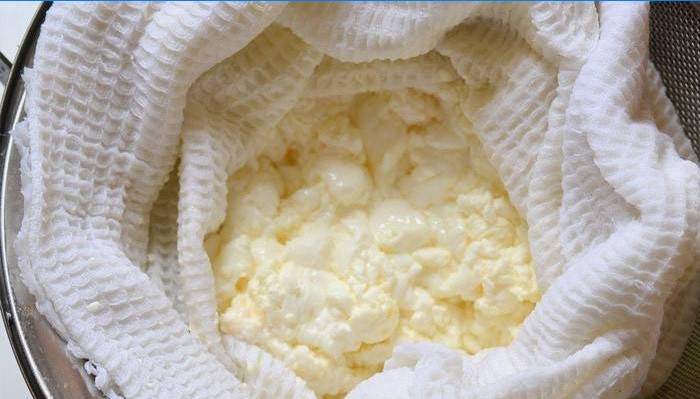 Como fazer queijo cottage com leite - instruções de cozimento passo a passo
