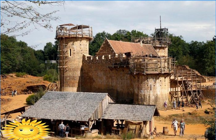 Como um castelo é construído usando tecnologias medievais na França no século 21