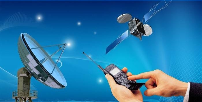 Telefone celular e satélite