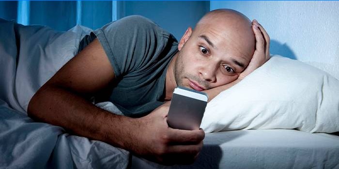 Antes de ir para a cama em um smartphone