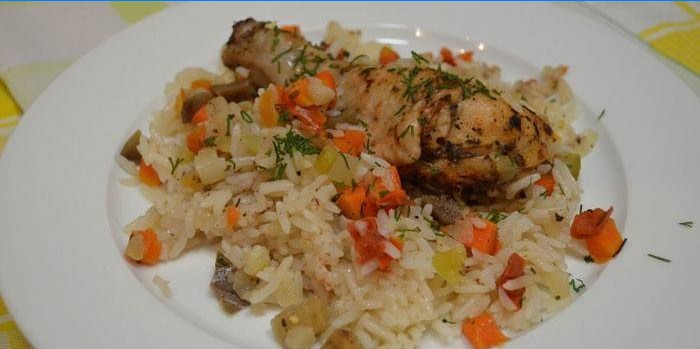 Coxa de frango com legumes e arroz