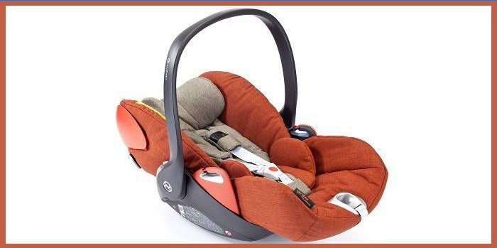 Modelo de assento de carro para bebê Cloud Q Plus
