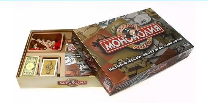 Caixa com jogo de tabuleiro Monopoly Deluxe