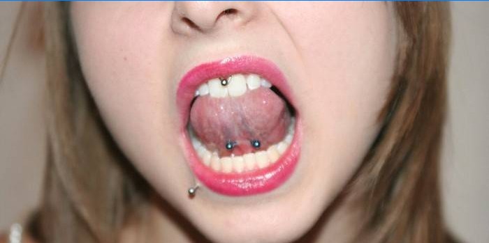 Piercing de língua