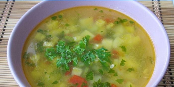 Sopa de legumes com aipo